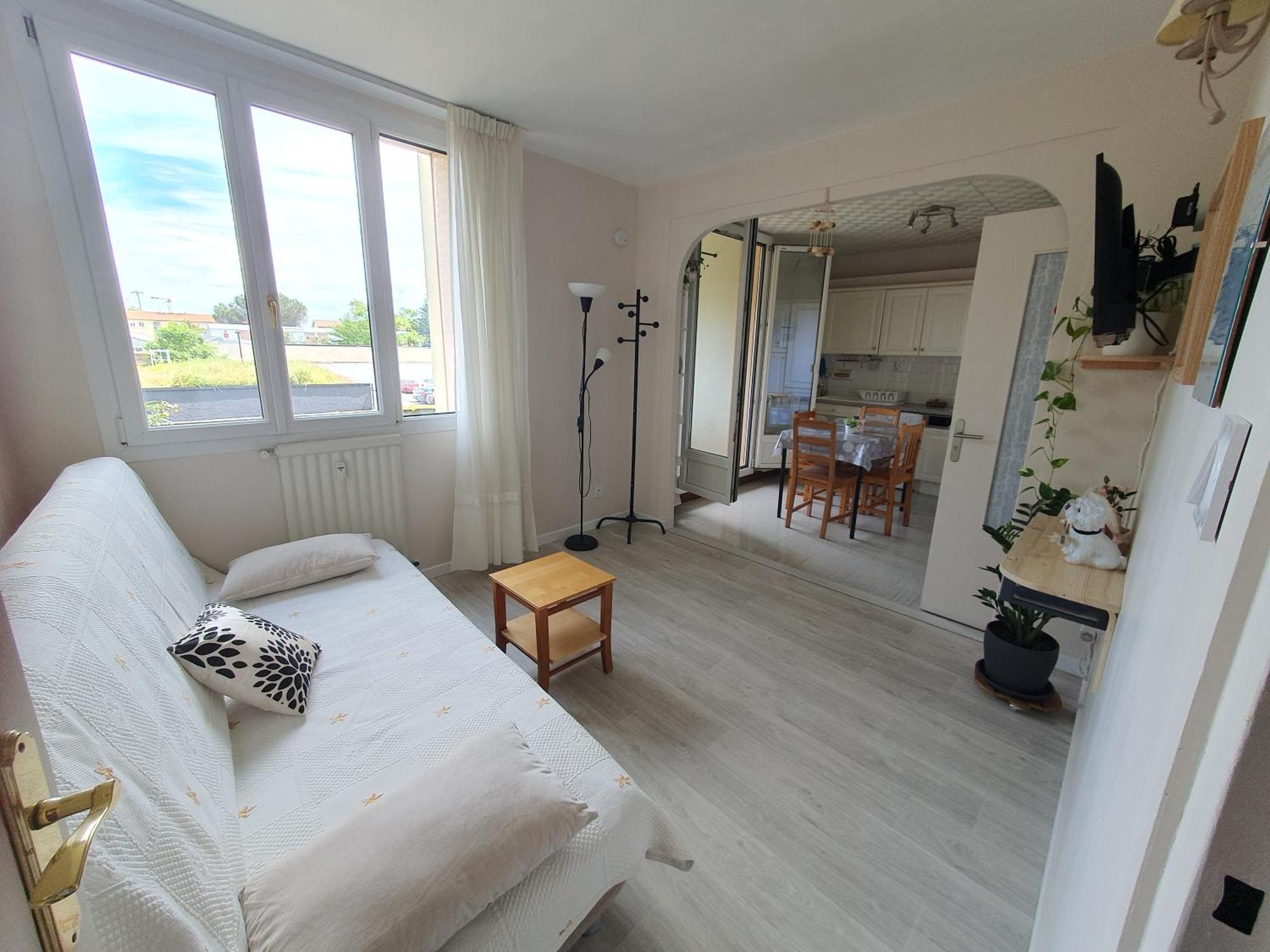Medipole T2 Avec Un Garage Gratuit Sur Place, 16Min A Centre Ville Lyon En Metro A Villeurbanne Esterno foto